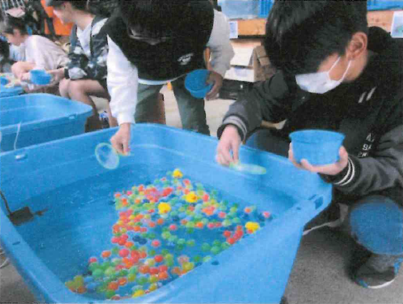 スーパーボールすくいの写真
