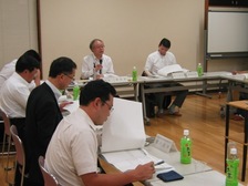 写真：会議風景