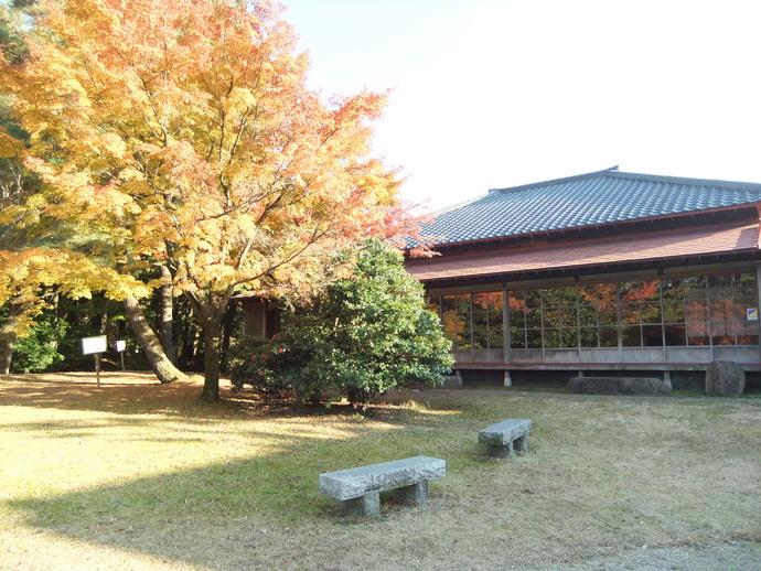 写真：旧県知事公舎記念館外観