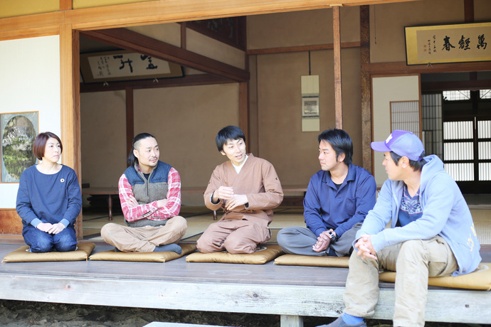 写真：5人の座談会