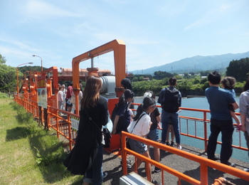 浄水場見学風景
