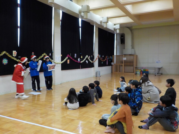 昨年度の年末お楽しみ会の様子