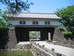 新発田城　表門