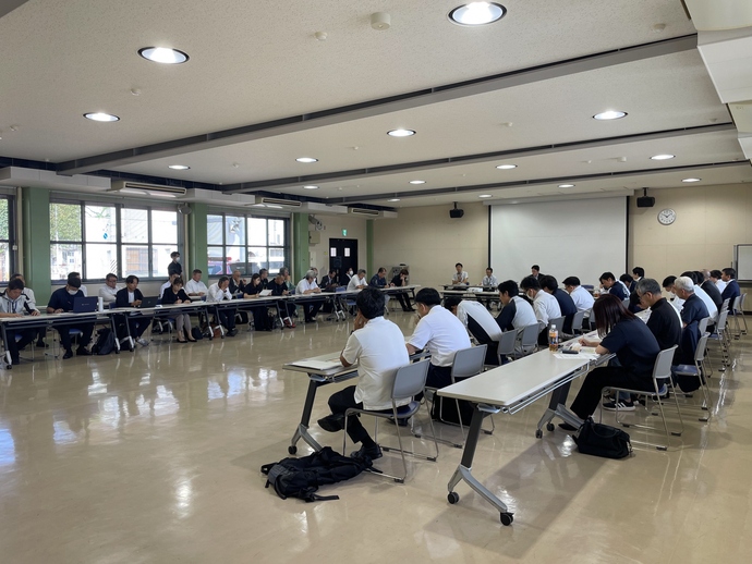 会議の様子1
