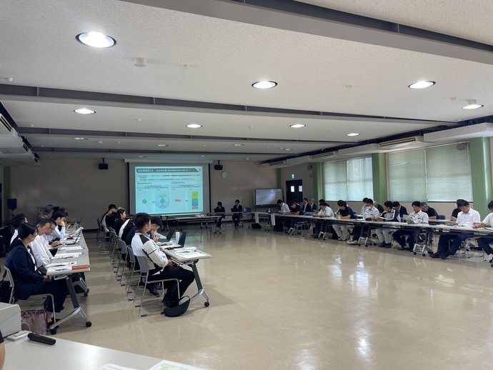 会議の様子2